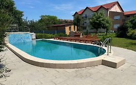 Venus Resort